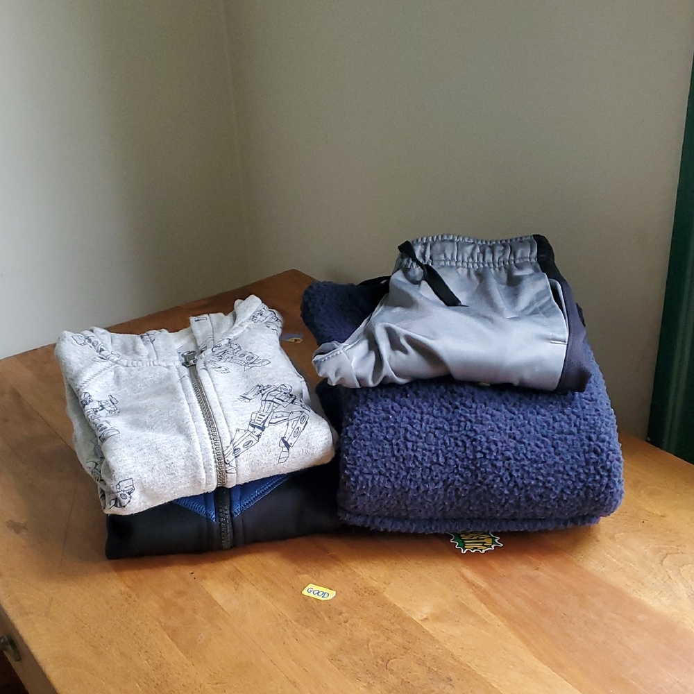 Bundle Of Jacket and Sweatpants